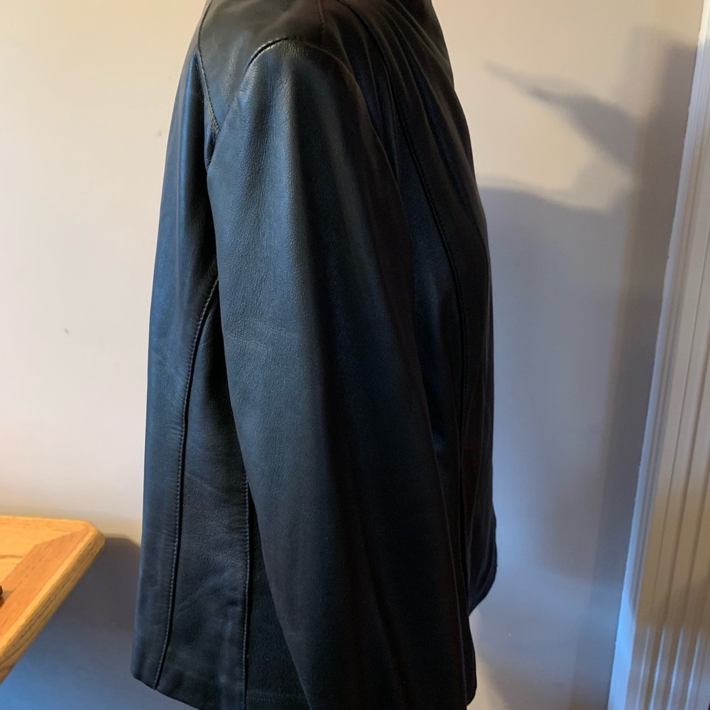 ❤️Gorgeous Leather Jacket❤️ - Picture 13 of 16